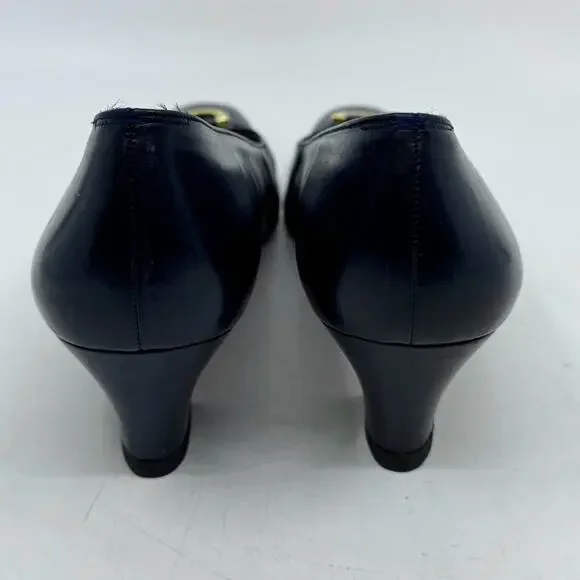 Vintage Salvatore Ferragamo Gold Buckle Low Pumps - Picture 3 of 12